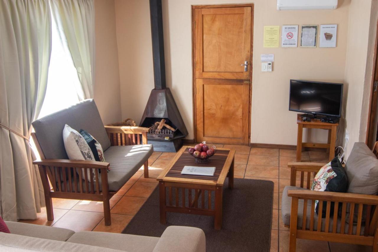 Kunje Guesthouse Op-die-Berg 외부 사진